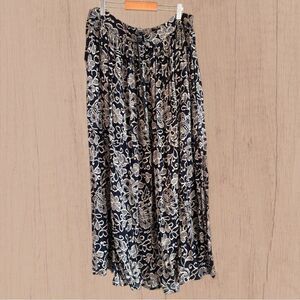 Vintage 90s maxi broomstick skirt navy blue floral crepe rayon